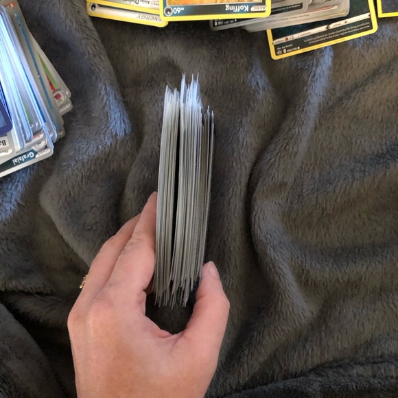 Pokemon Collector's Trading Card Set - Picture 4 of 9